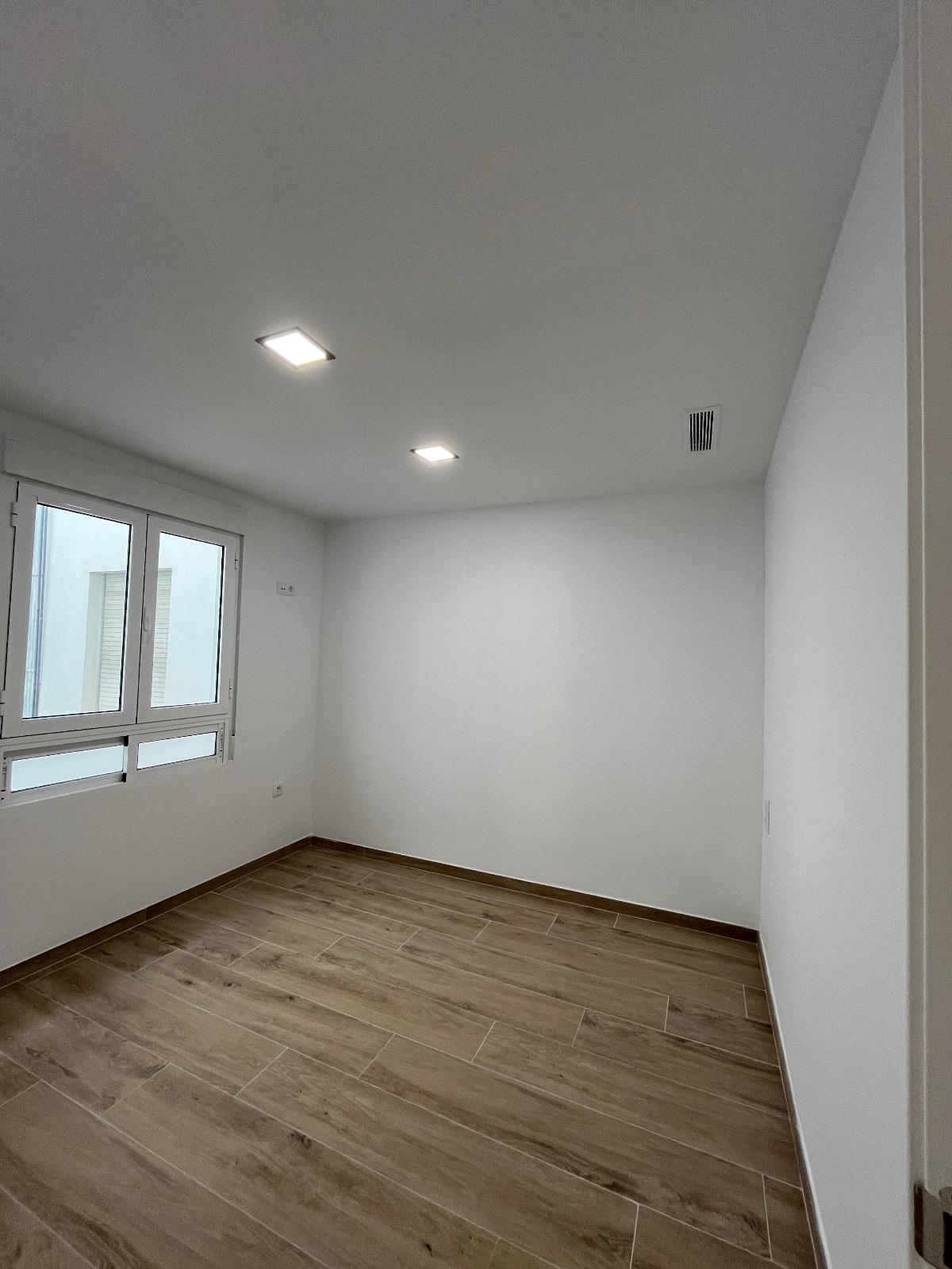 Bathroom in apartment for sale in Torrevieja