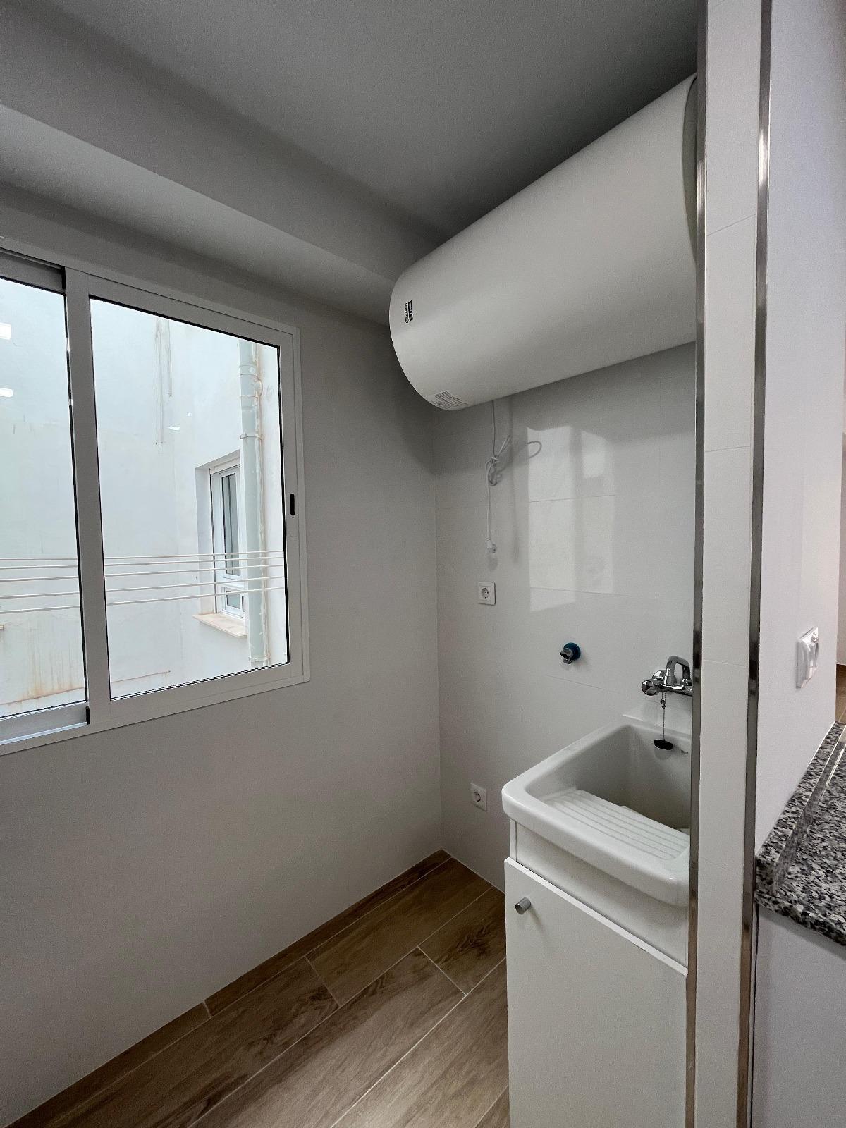 Kitchen in apartment for sale in Torrevieja