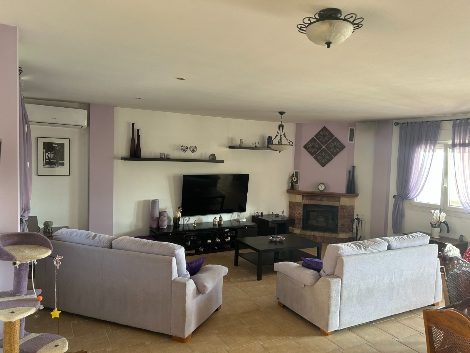 Dining area in villa for sale in Algorfa