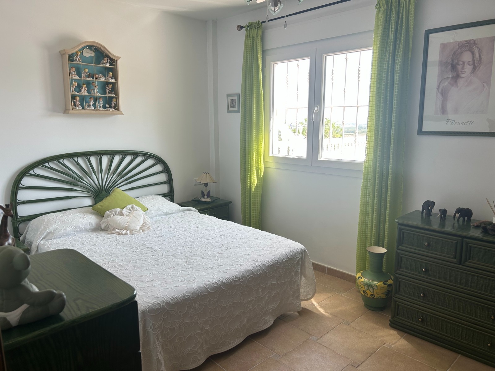 Pool area in villa for sale in Algorfa