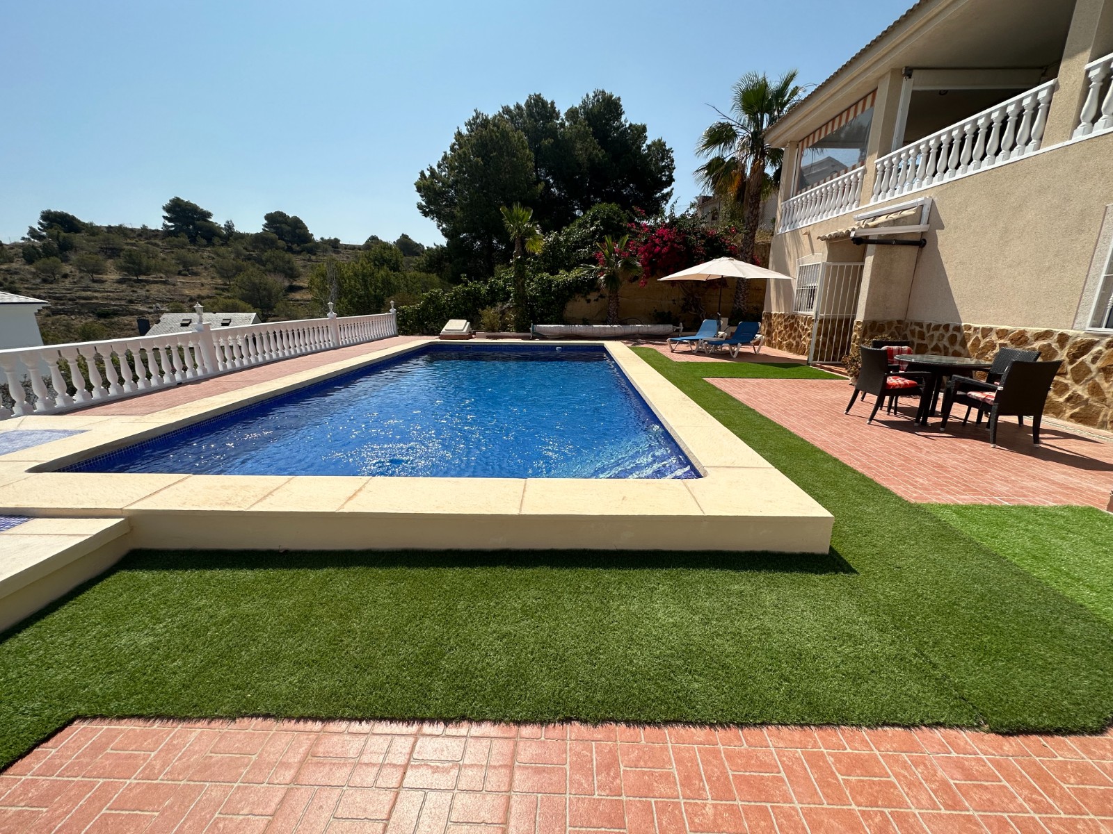 Terrace in villa for sale in Algorfa