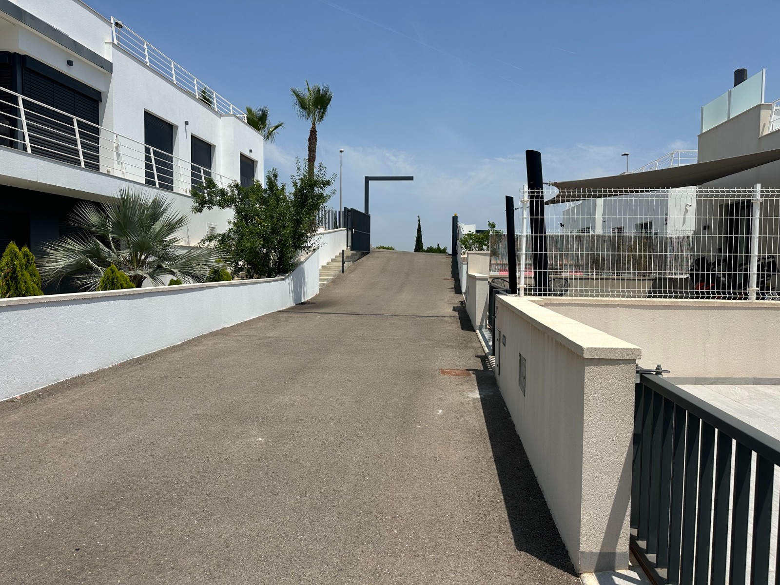 Master bedroom in villa for sale in San Miguel de Salinas