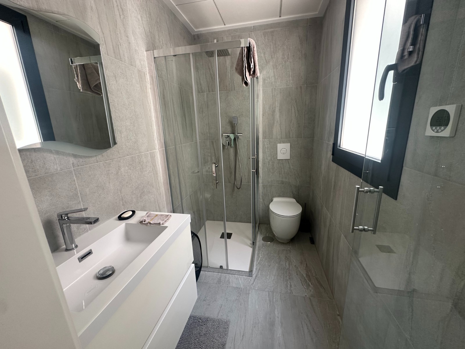 Bathroom in villa for sale in San Miguel de Salinas