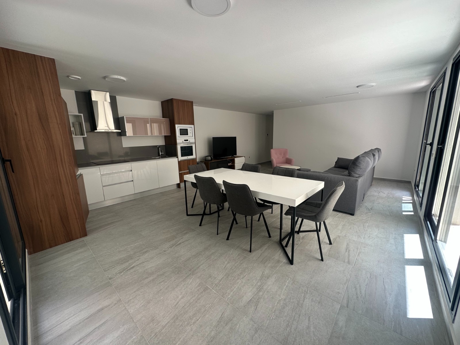 Master bedroom in villa for sale in San Miguel de Salinas