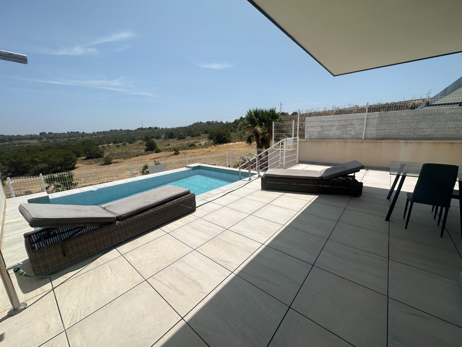Dining area in villa for sale in San Miguel de Salinas
