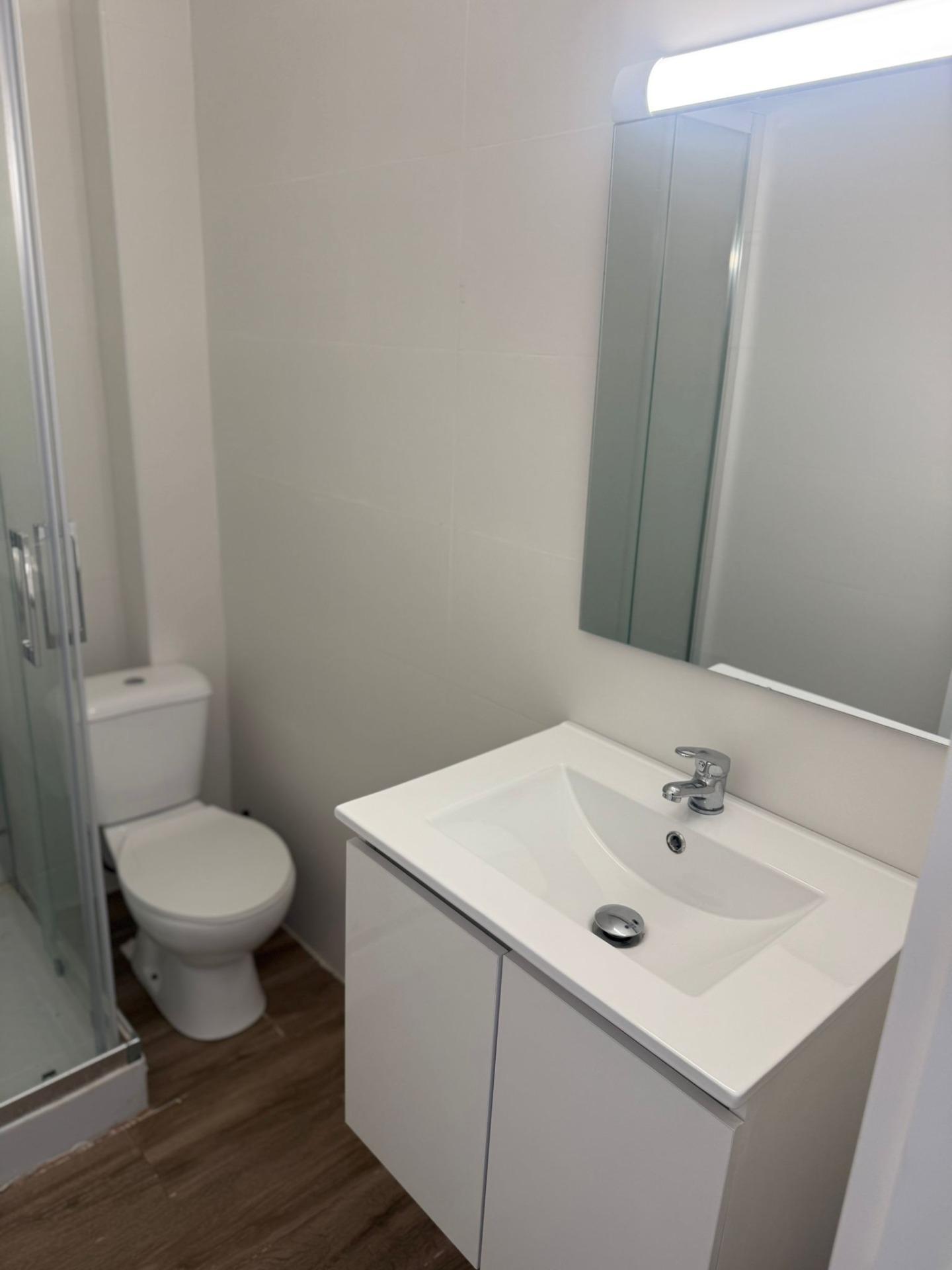 Bathroom in terraced for sale in Torrevieja