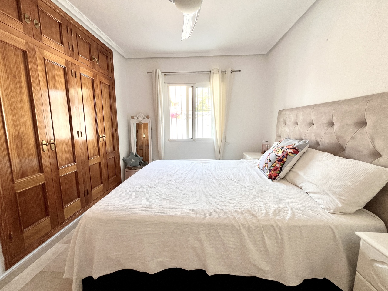 Kitchen in villa for sale in San Miguel de Salinas