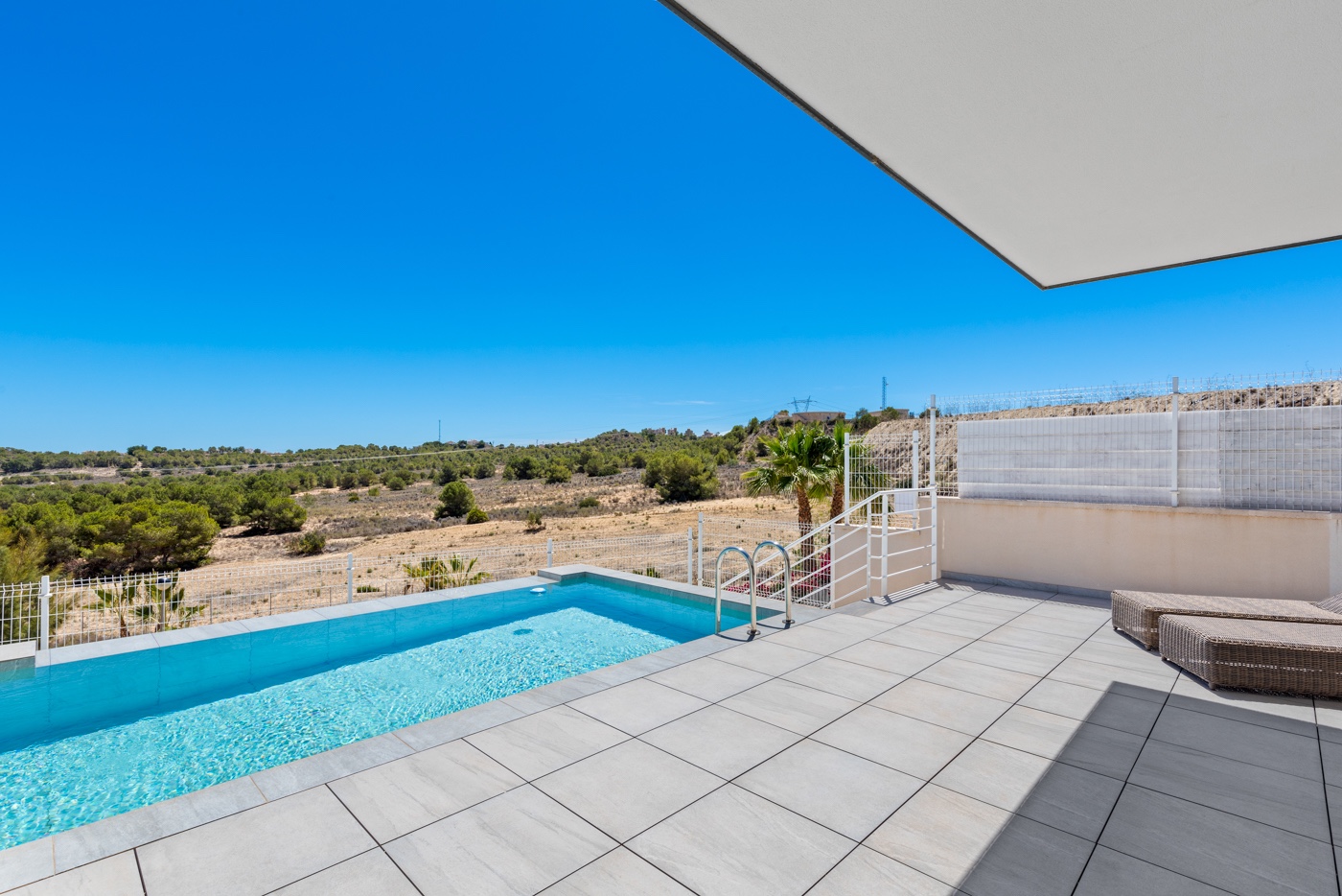 Dining area in villa for sale in San Miguel de Salinas
