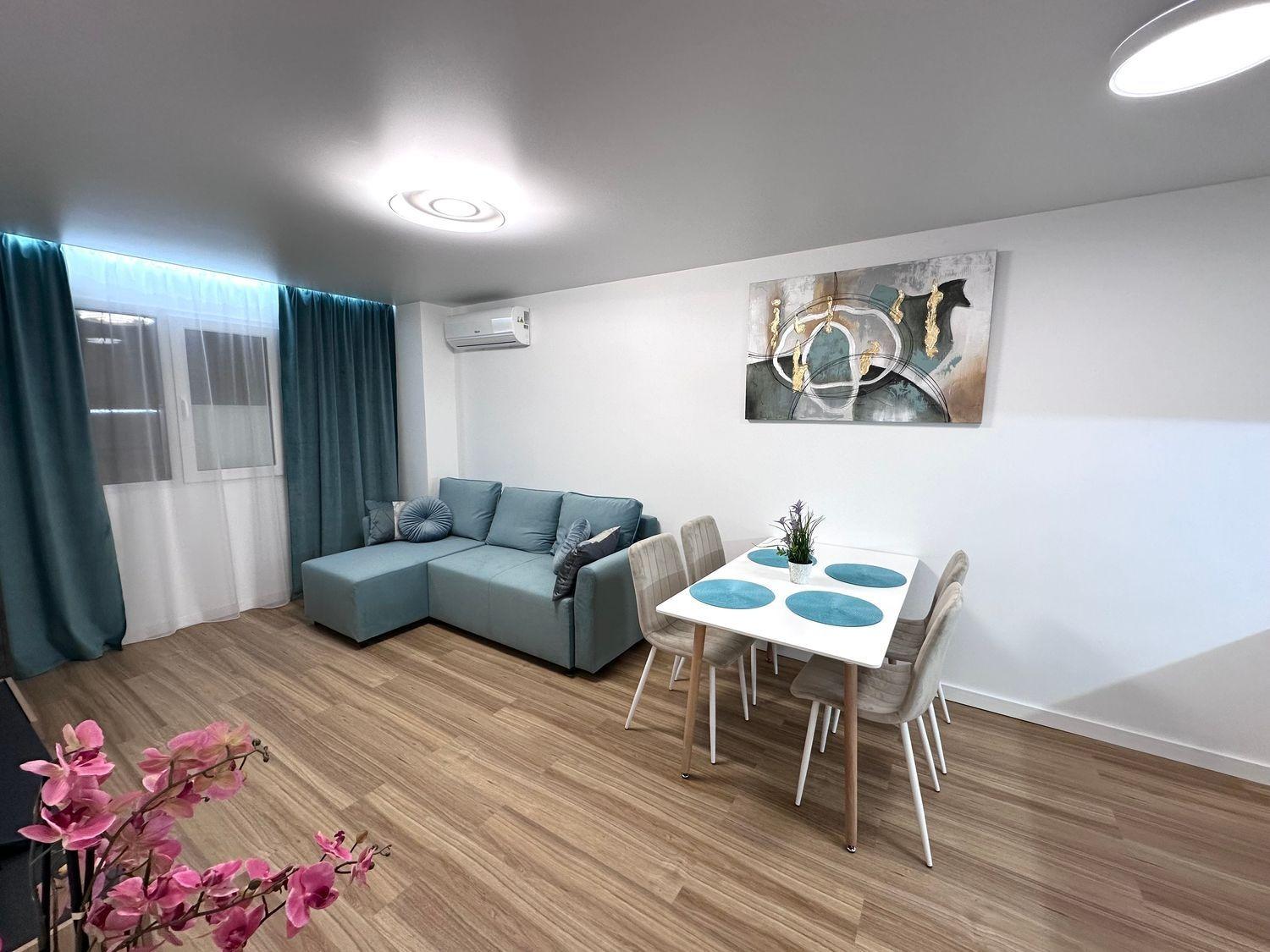 Bedrooms: 2, Bathrooms: 1, Apartment in Torrevieja, Alicante, Spain
