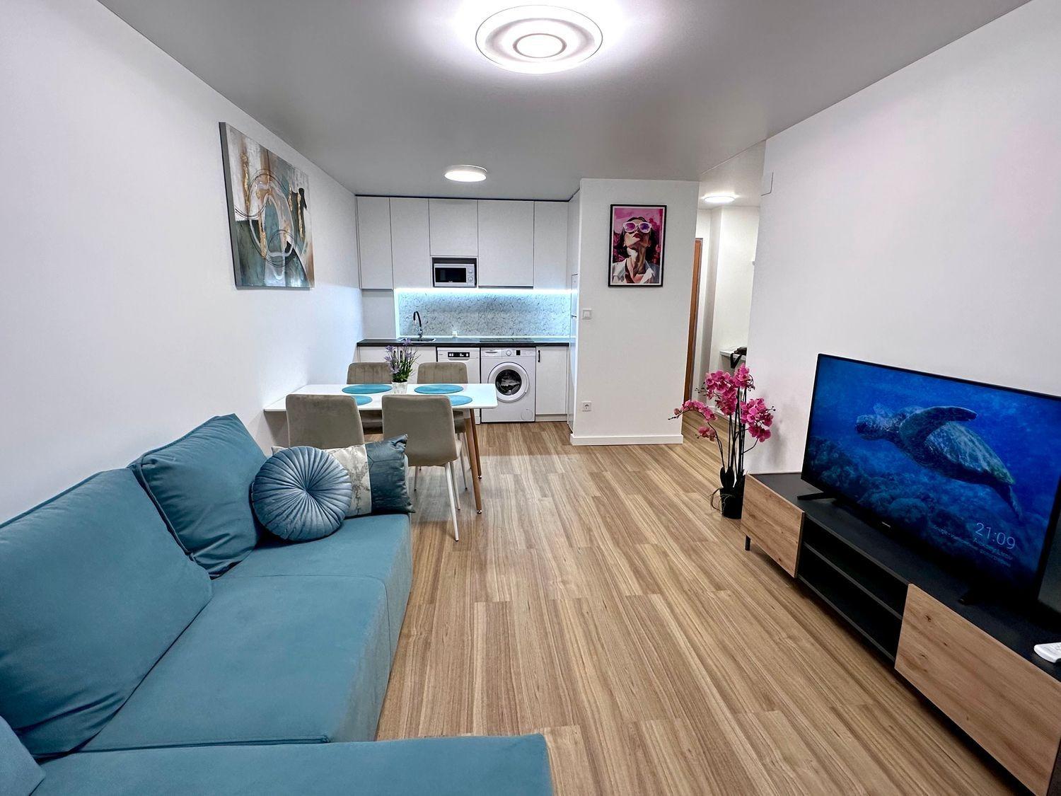 Bedrooms: 2, Bathrooms: 1, Apartment in Torrevieja, Alicante, Spain
