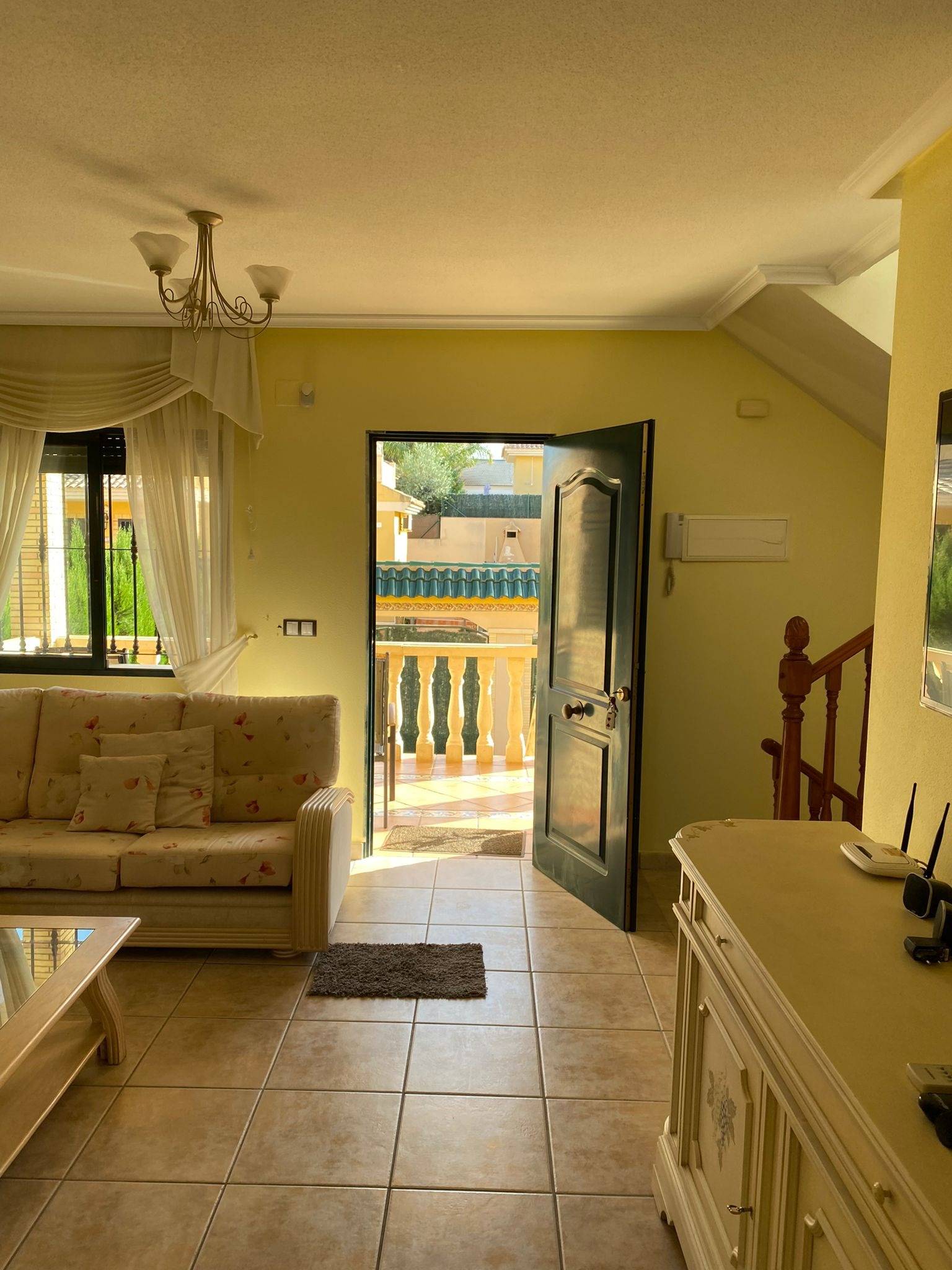 Bedroom in villa for sale in Orihuela Costa