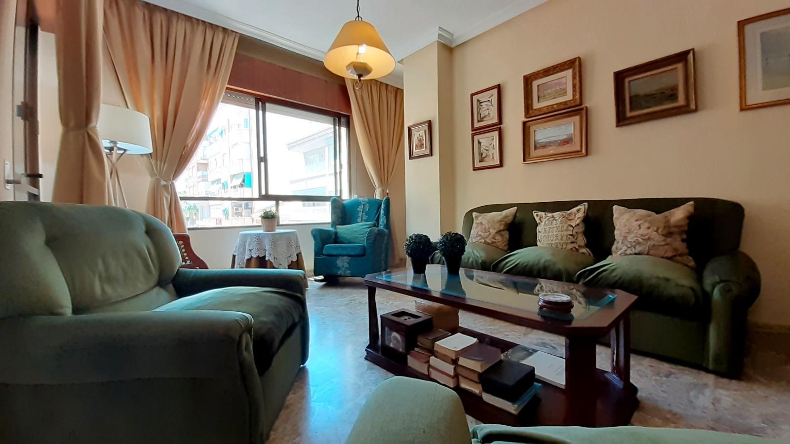 Master bedroom in apartment for sale in Torrevieja