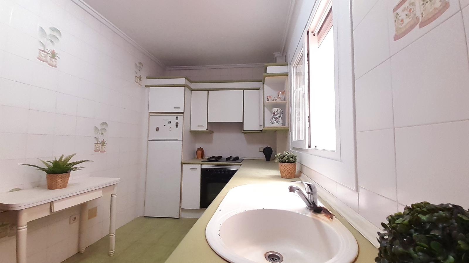 Dining area in apartment for sale in Torrevieja