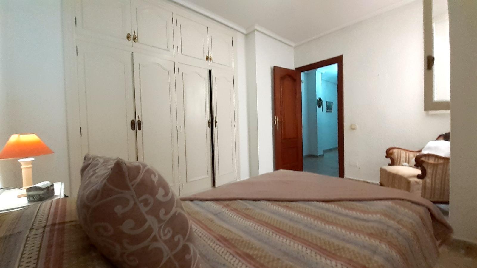 Master bedroom in apartment for sale in Torrevieja