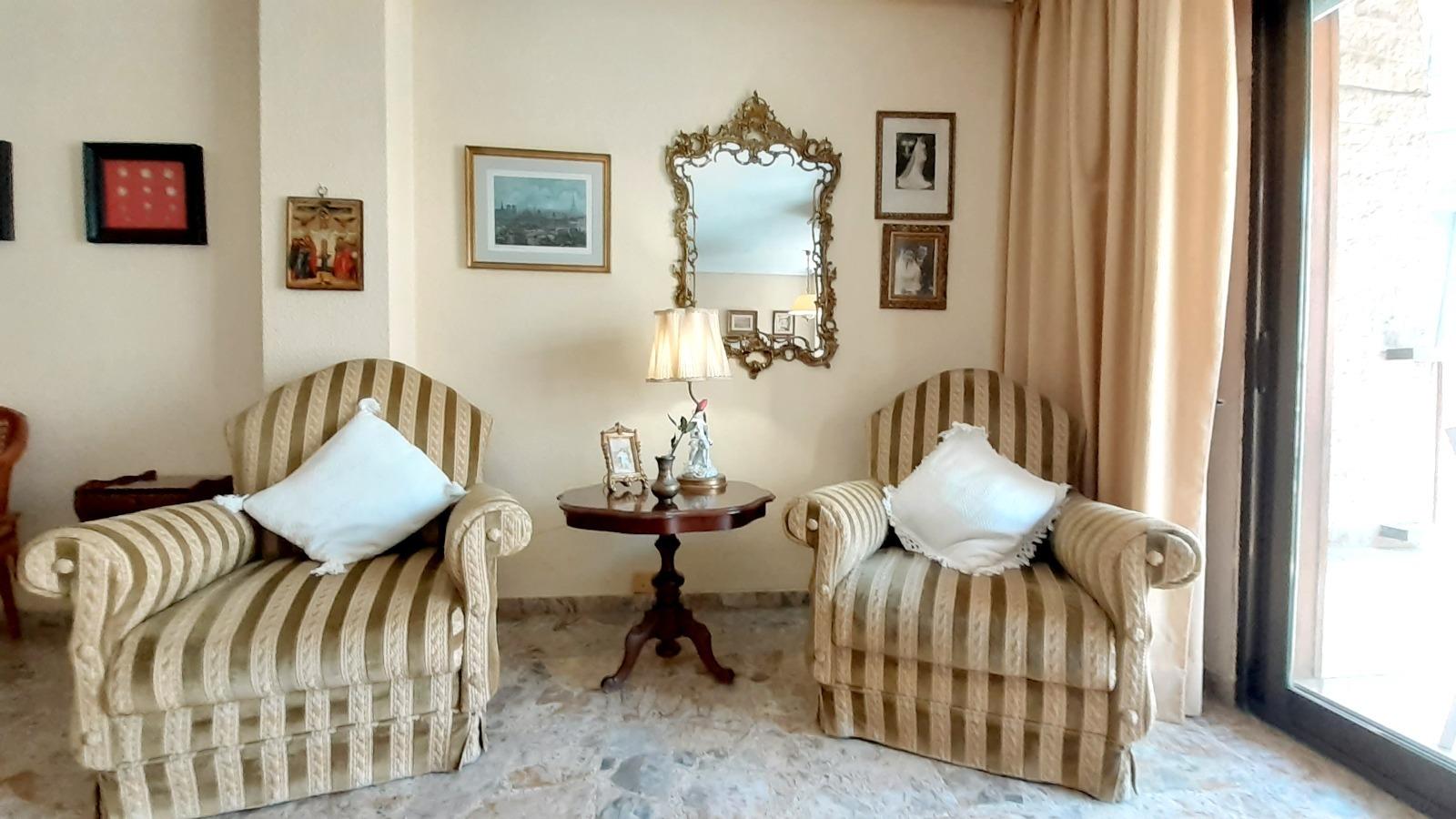 Terrace in apartment for sale in Torrevieja