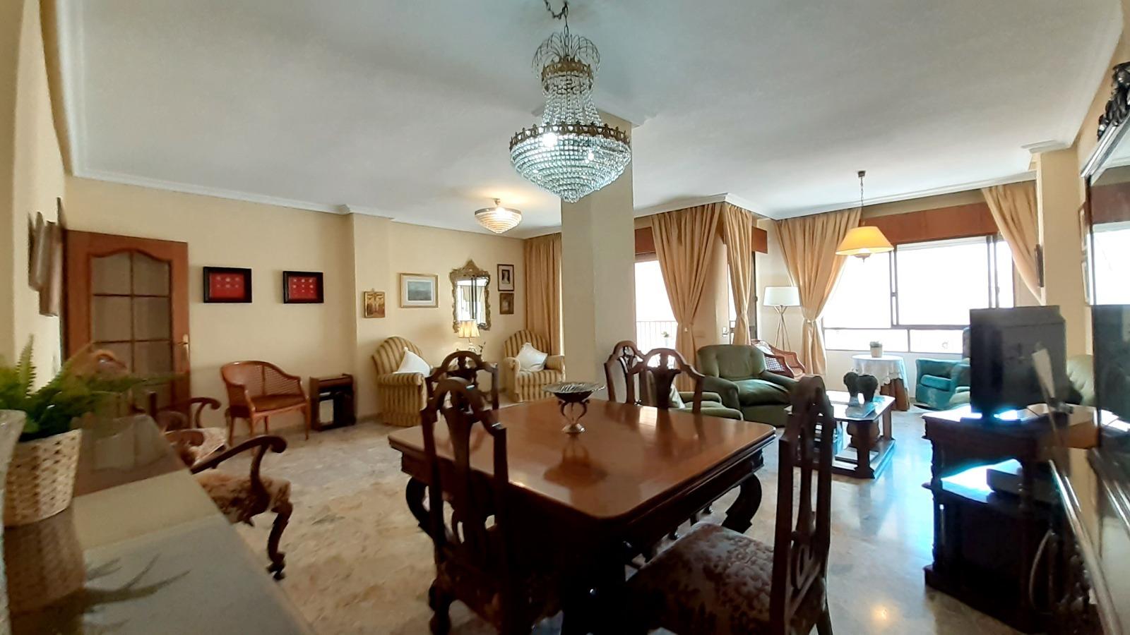 Dining area in apartment for sale in Torrevieja