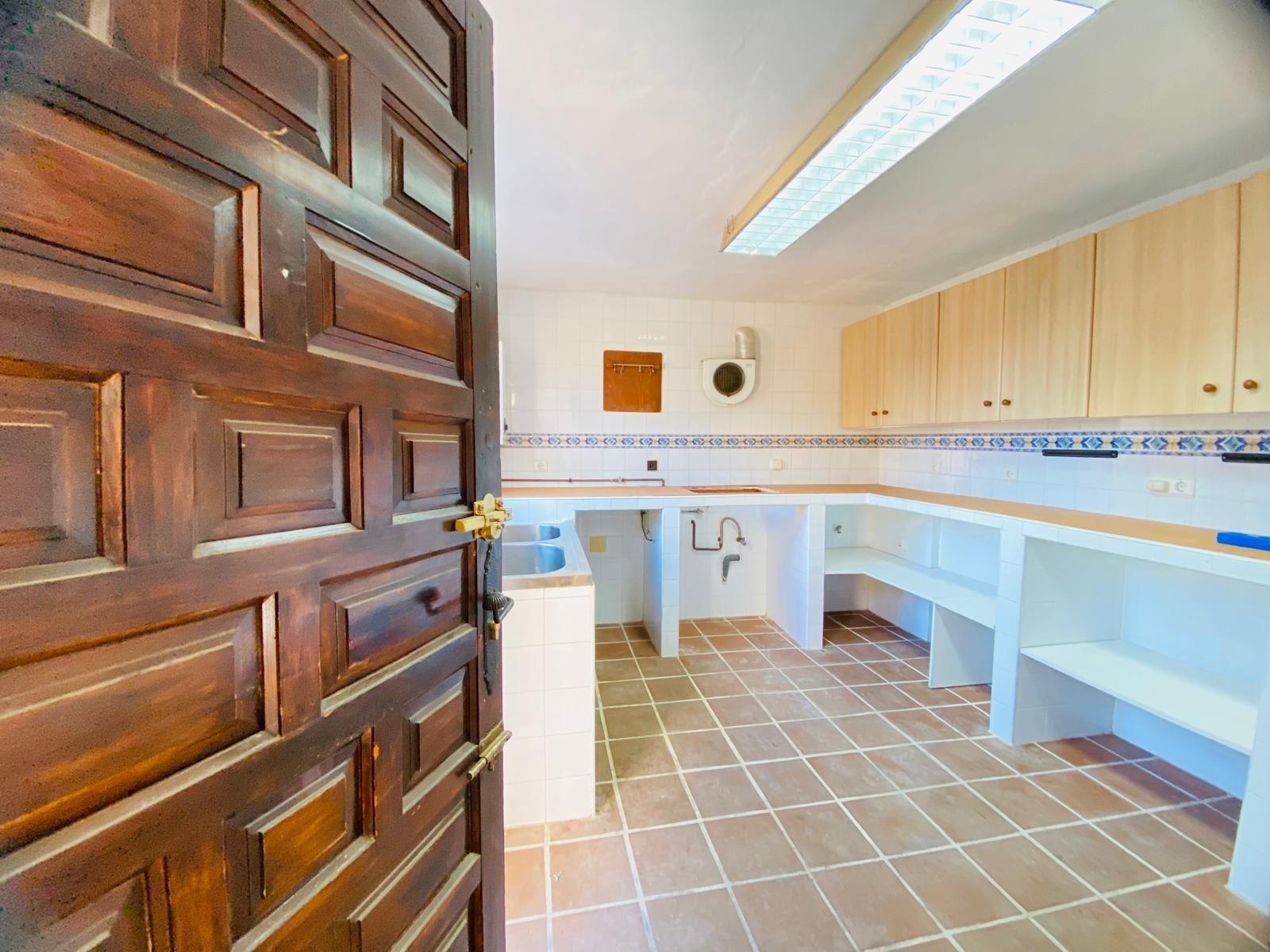 Kitchen in villa for sale in Orihuela Costa
