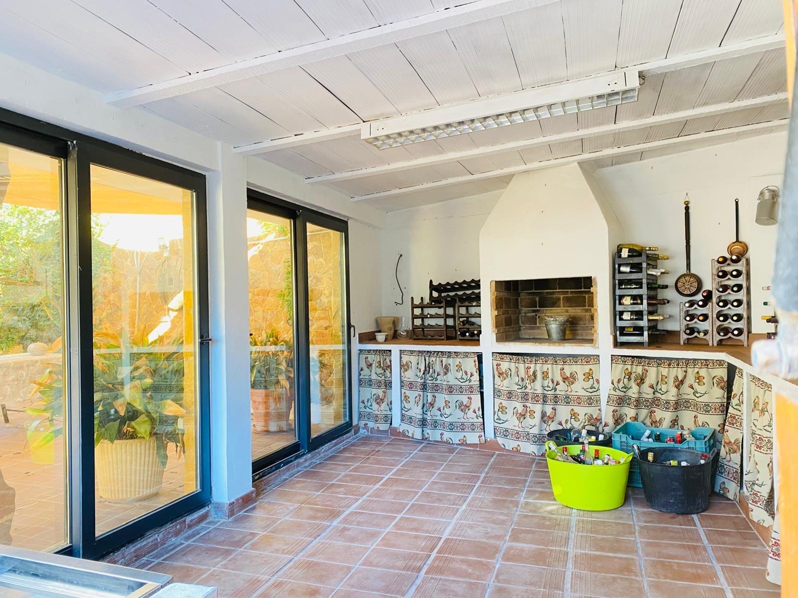 Terrace in villa for sale in Orihuela Costa