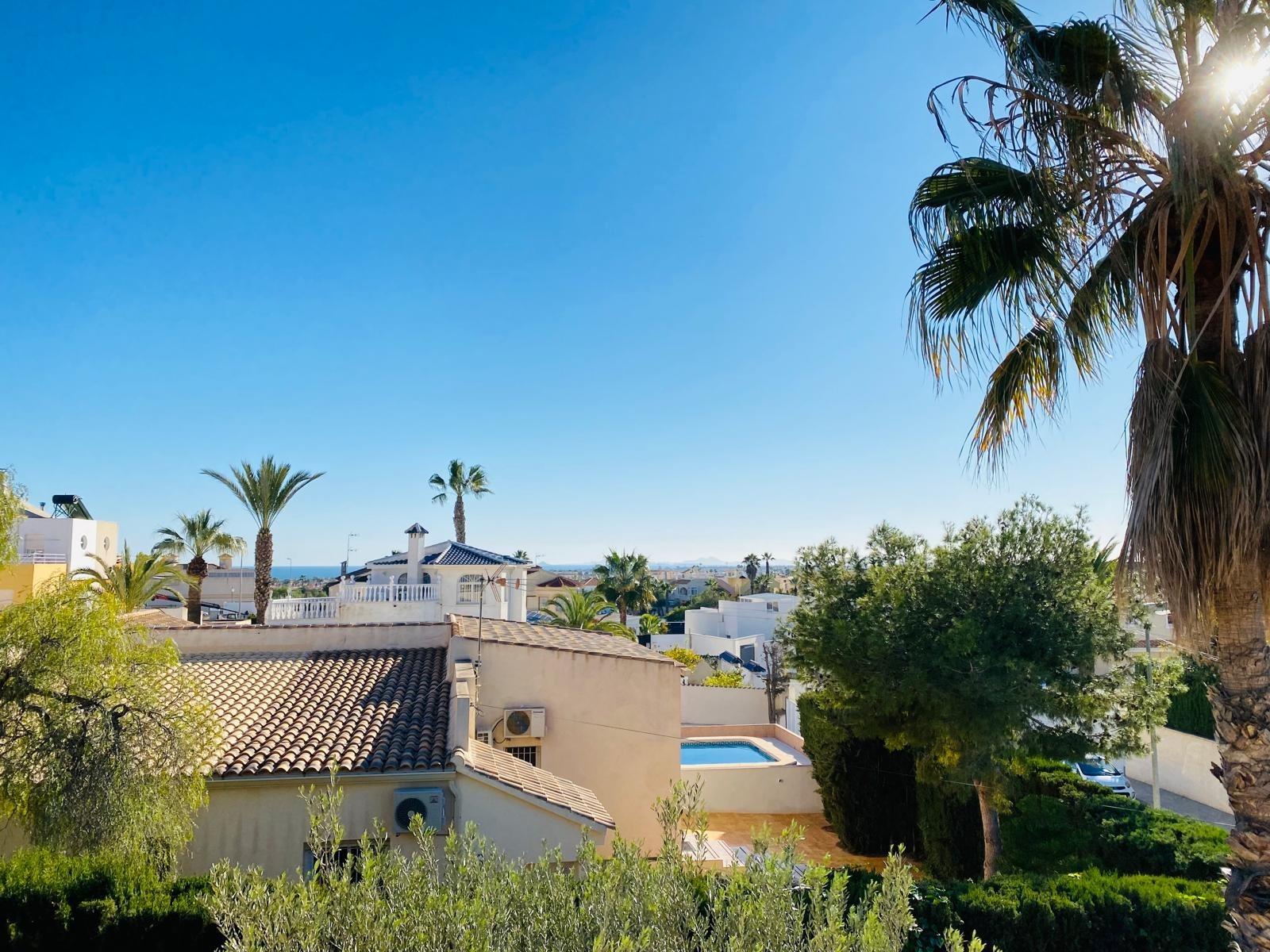 Dining area in villa for sale in Orihuela Costa