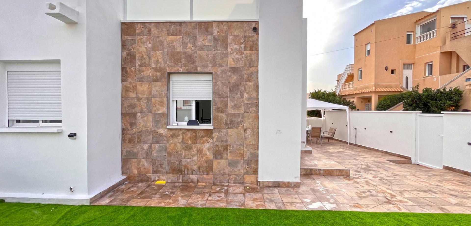 Master bedroom in bungalow for sale in Orihuela Costa