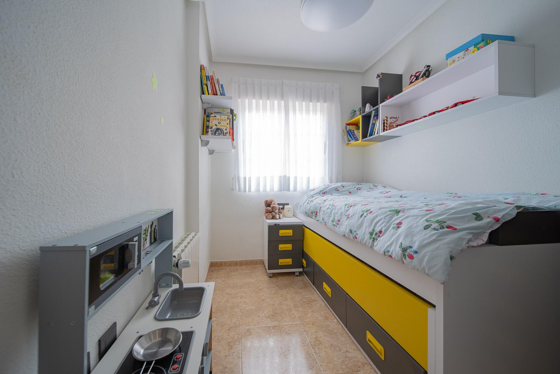 Bedroom in terraced for sale in Orihuela Costa