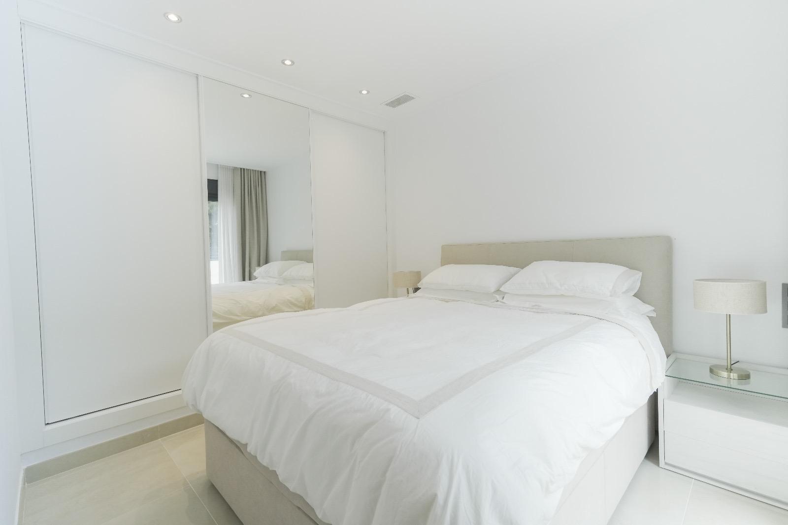 Bedroom in villa for sale in Dolores
