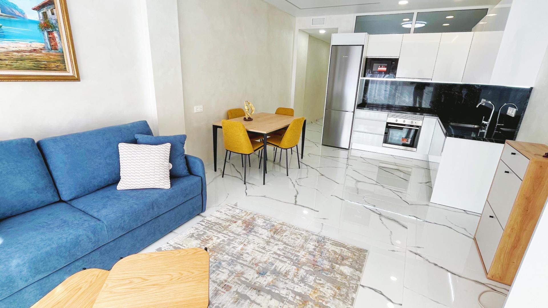 Terrace in apartment for sale in Torrevieja