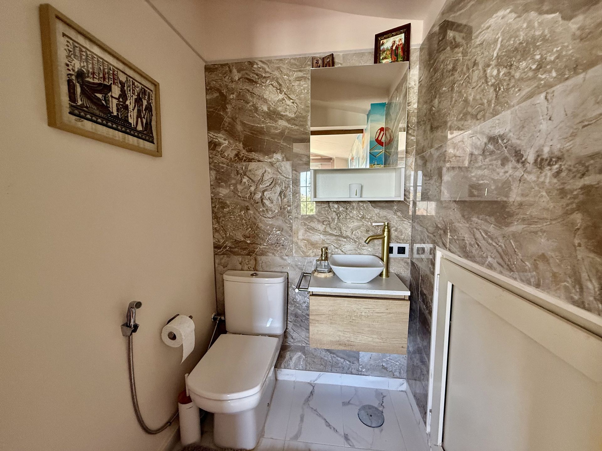 Garden in villa for sale in Orihuela Costa