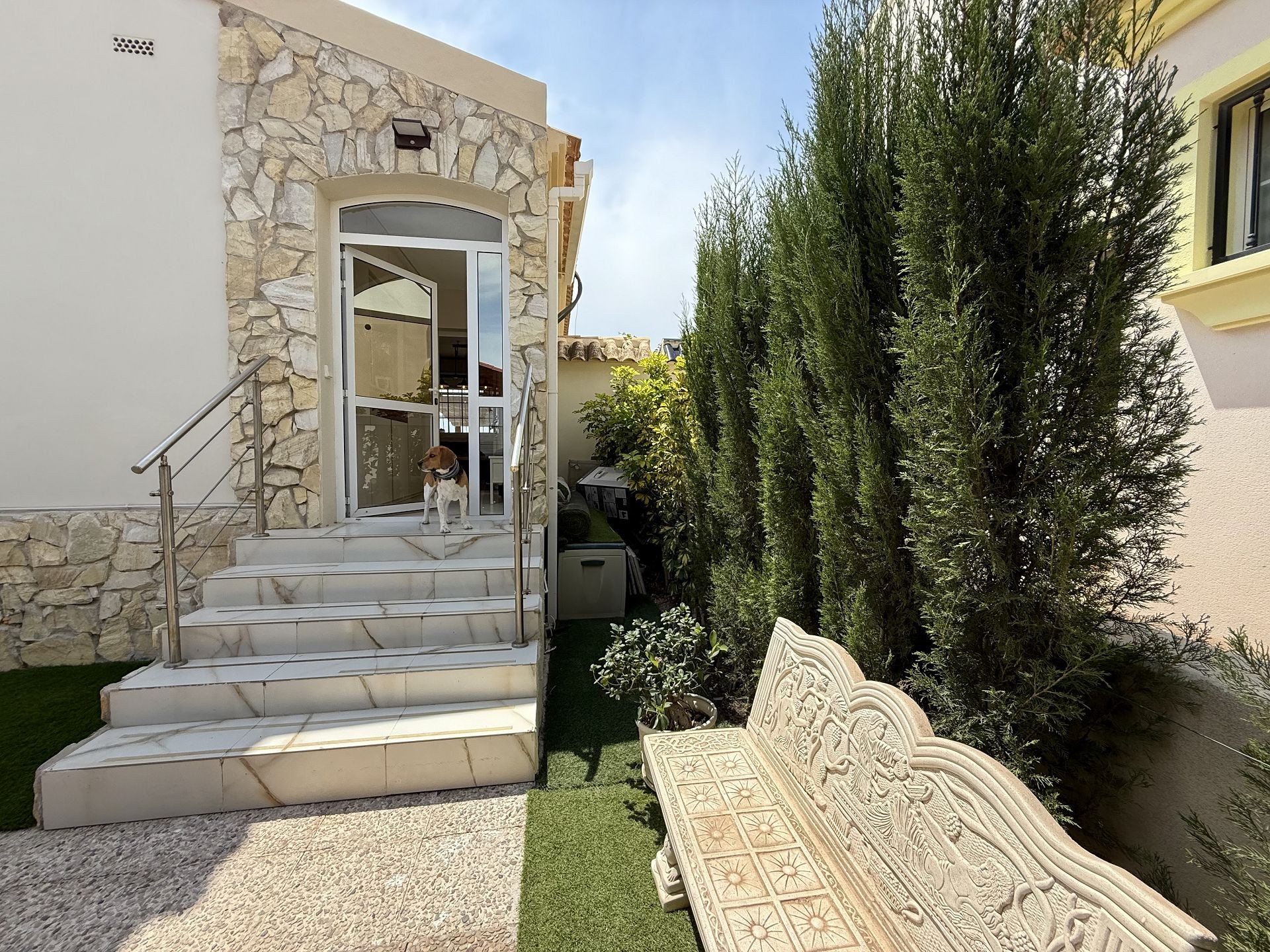 Exterior view in villa for sale in Orihuela Costa