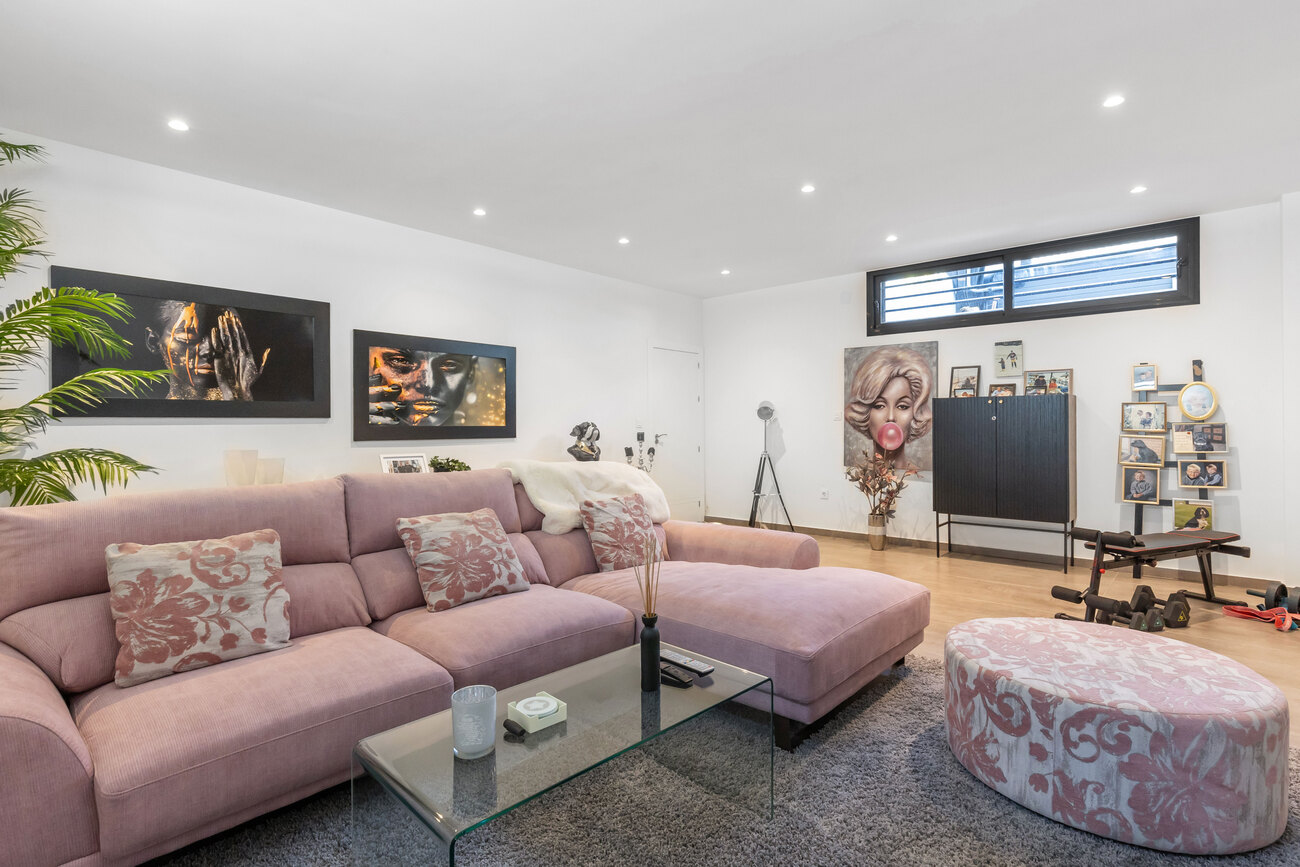 Kitchen in villa for sale in Torrevieja