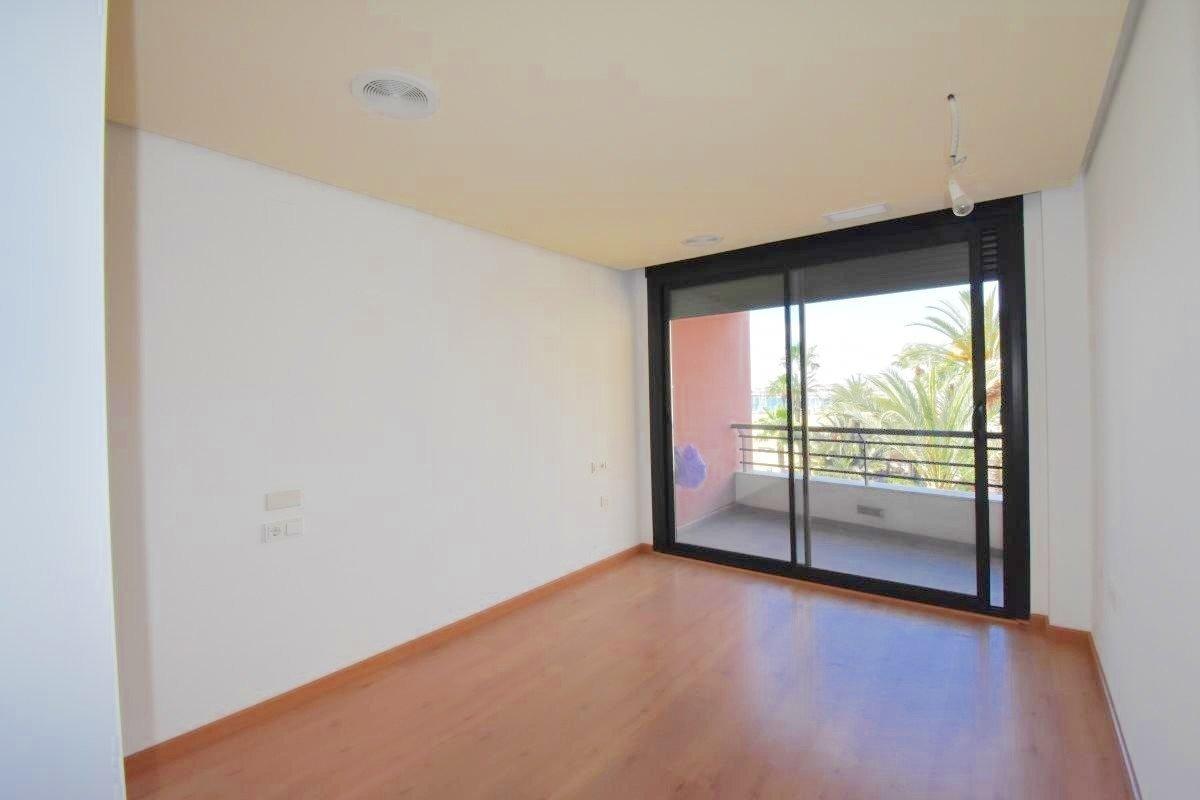 Garden in apartment for sale in Torrevieja