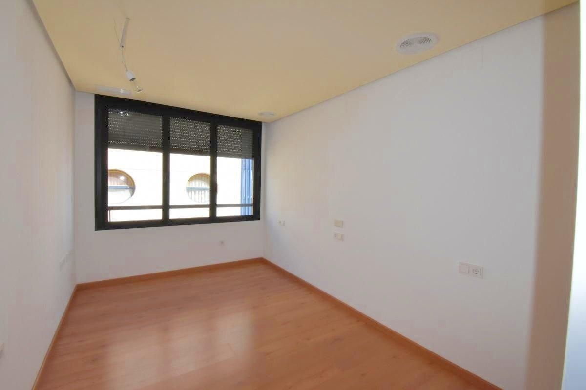 Terrace in apartment for sale in Torrevieja