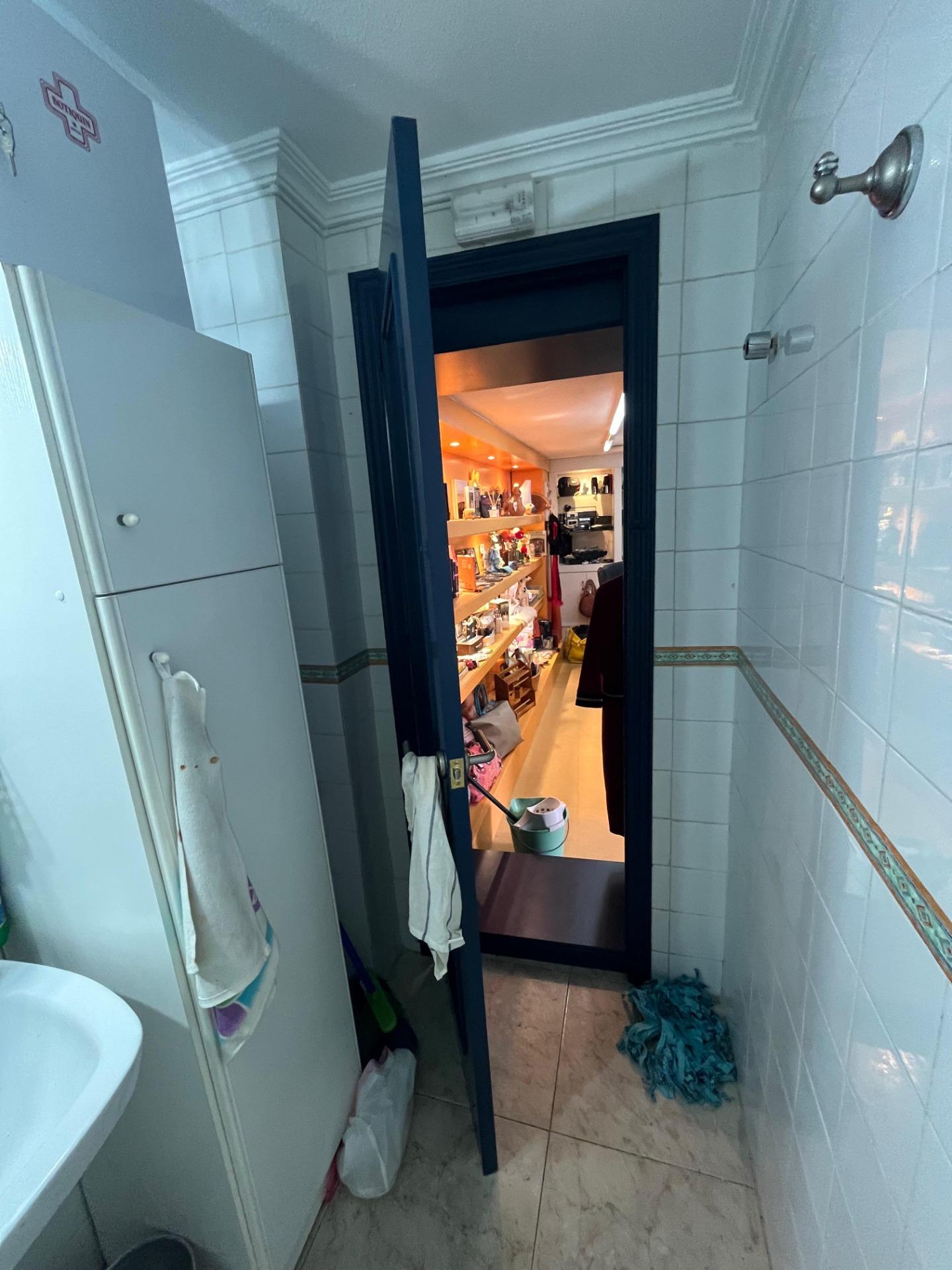 Pool area in commercial for sale in Torrevieja