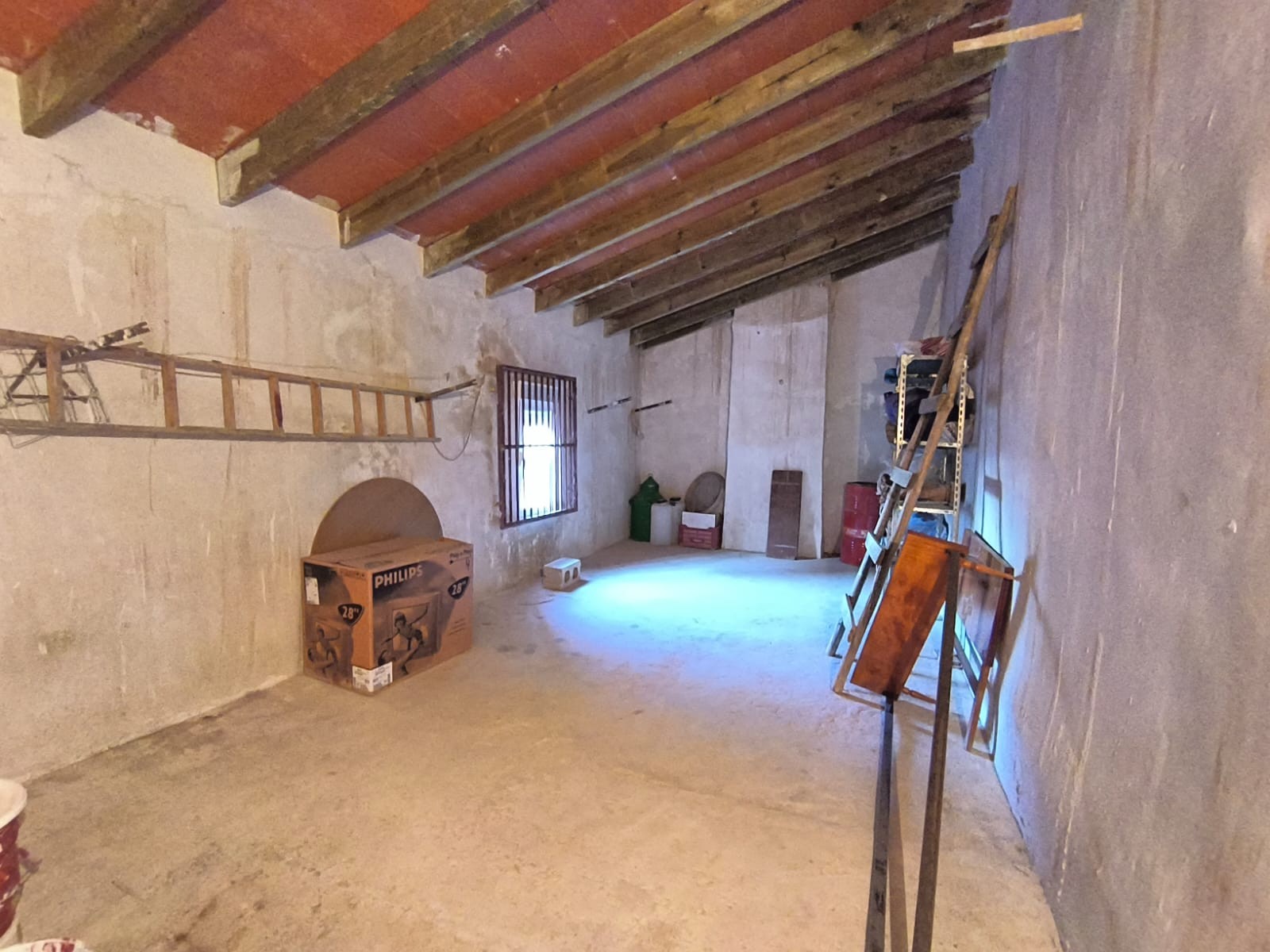 Pool area in terraced for sale in Raspay