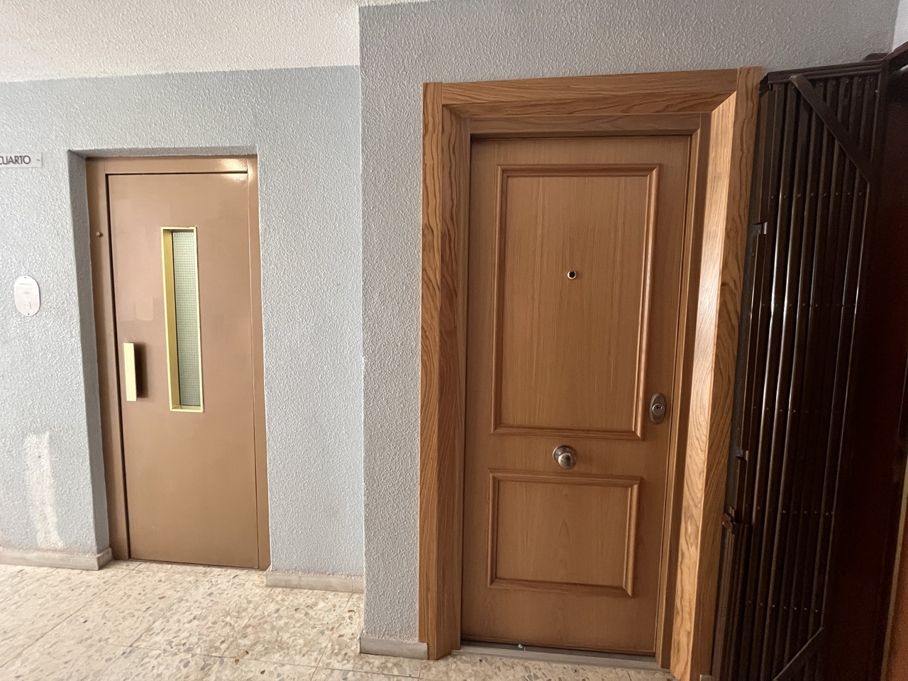 Master bedroom in apartment for sale in Torrevieja