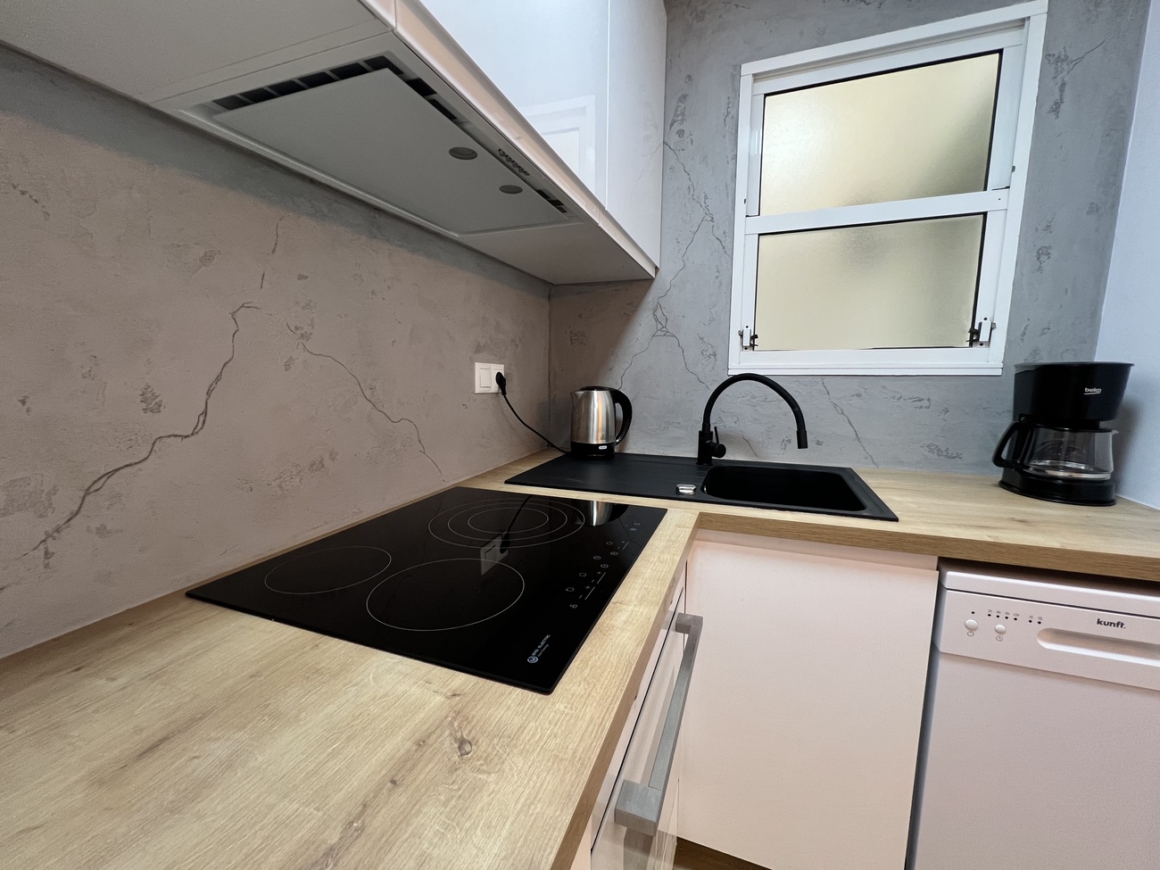 Terrace in apartment for sale in Torrevieja