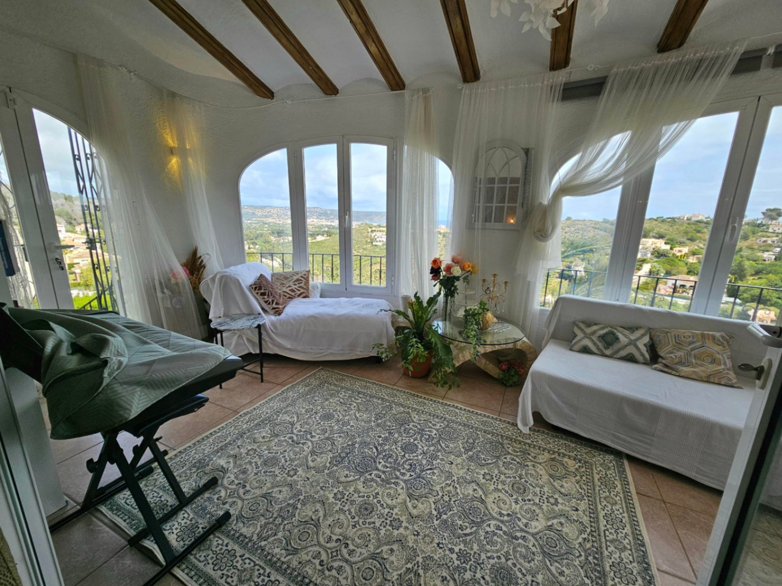 Kitchen in villa for sale in javea