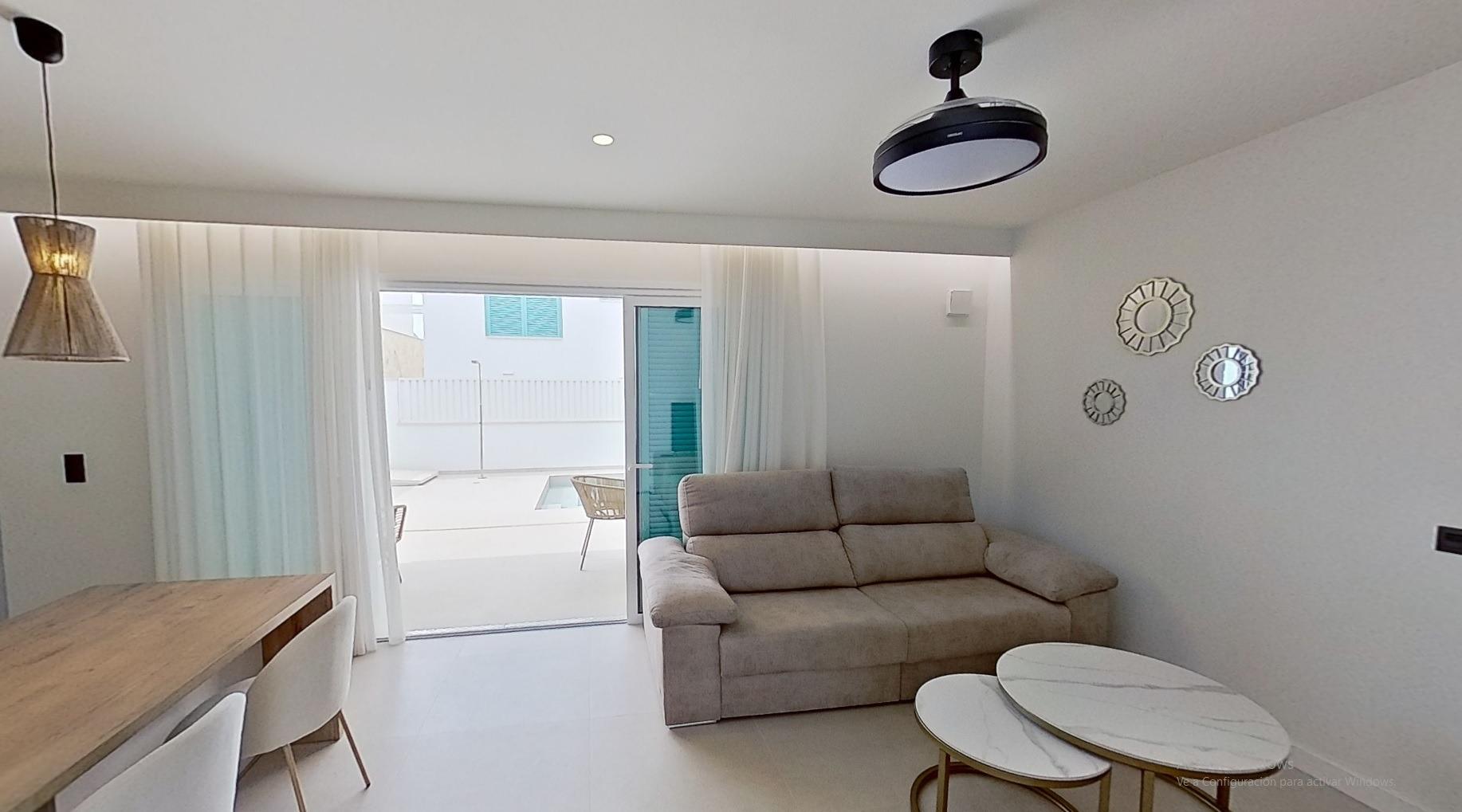 Exterior view in bungalow for sale in Pilar de La Horadada