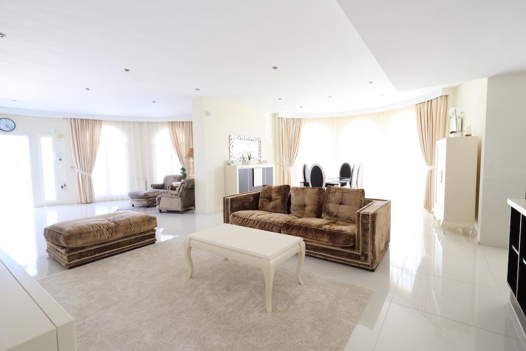 Pool area in villa for sale in Ciudad Quesada