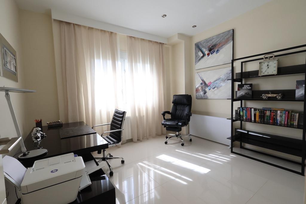 Dining area in villa for sale in Ciudad Quesada