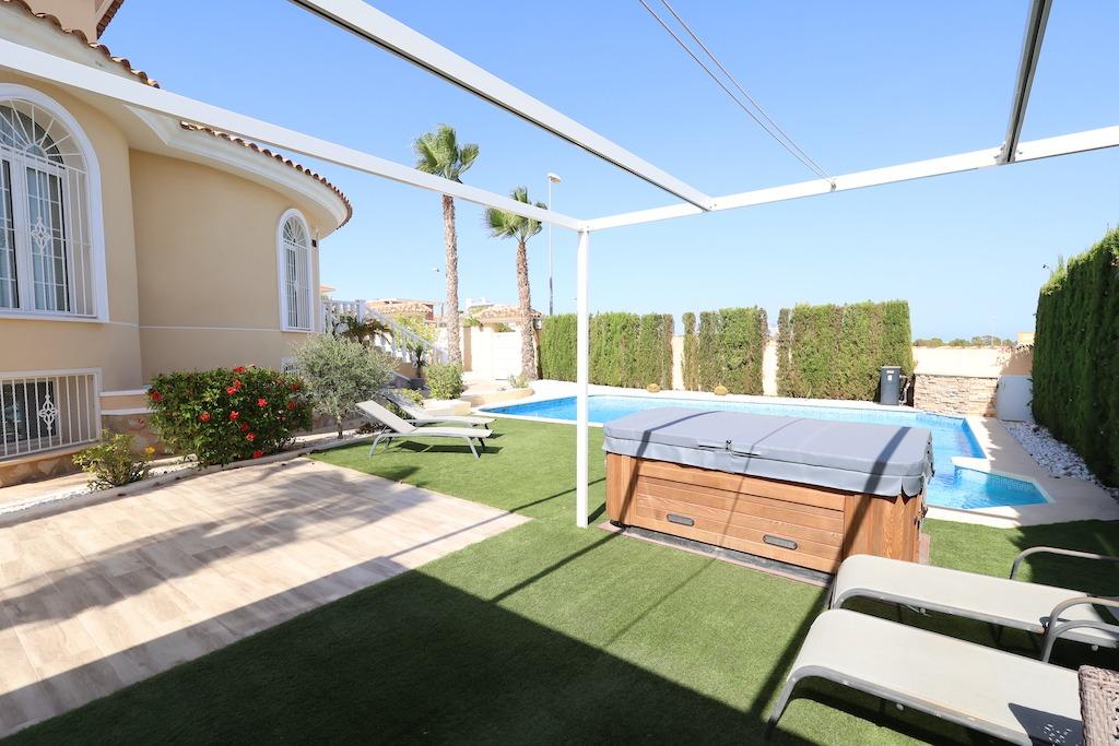 Terrace in villa for sale in Ciudad Quesada