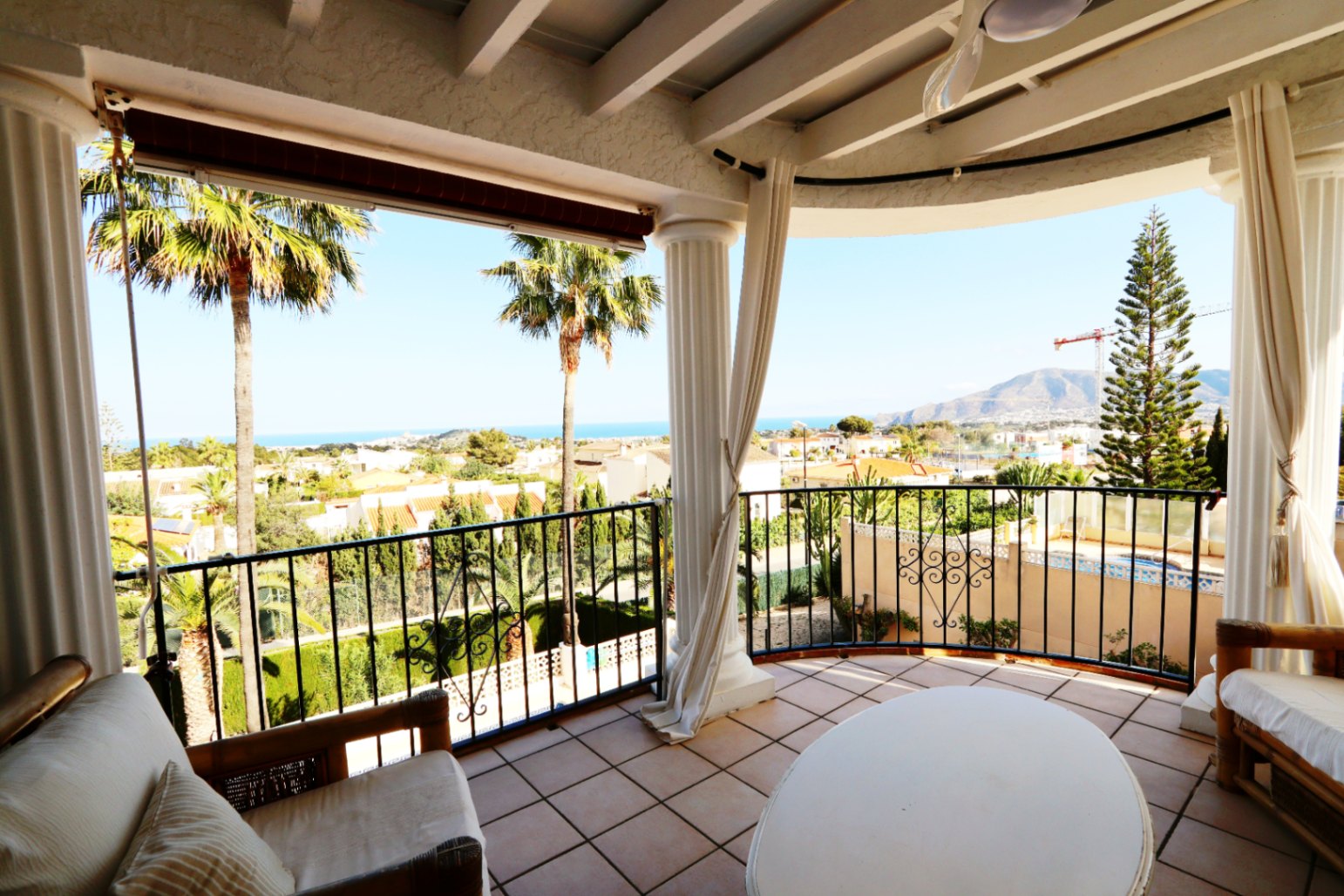 Kitchen in villa for sale in la Nucia