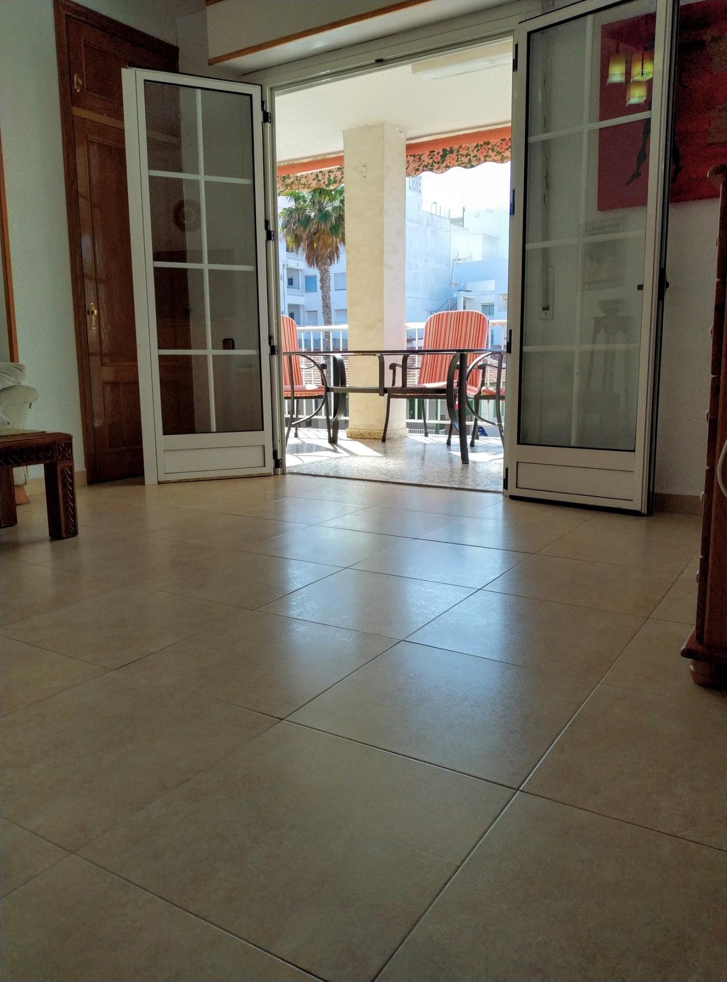 Terrace in apartment for sale in Torrevieja