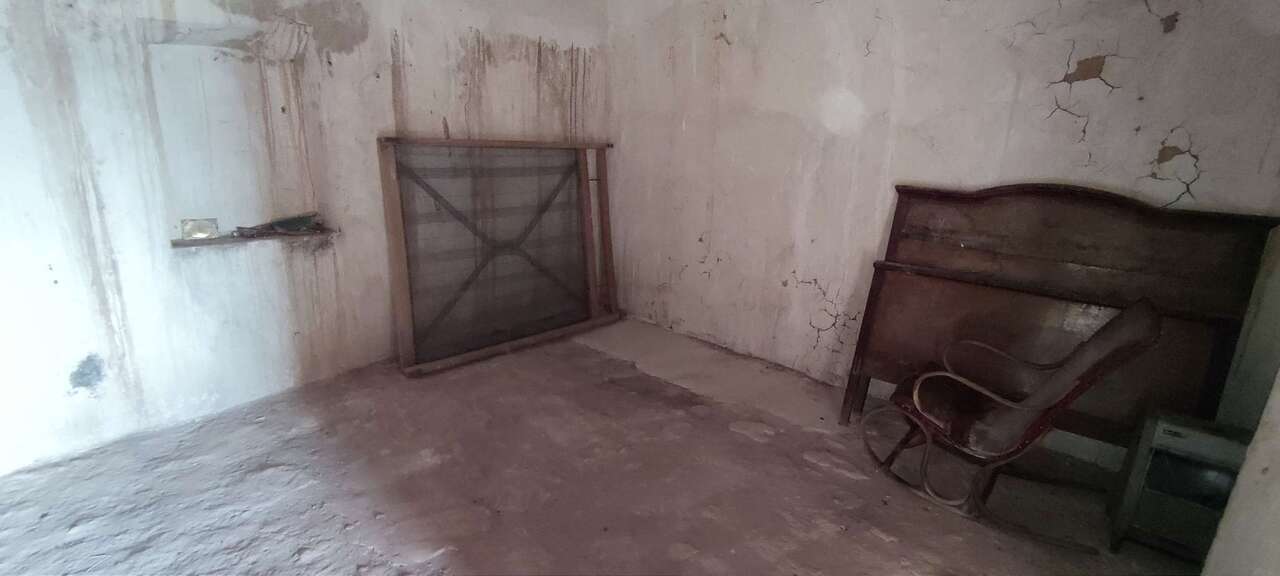 Opportunity Knocks: Renovation Project in the Charming Village of Raspay – Just 10 Minutes from Pino