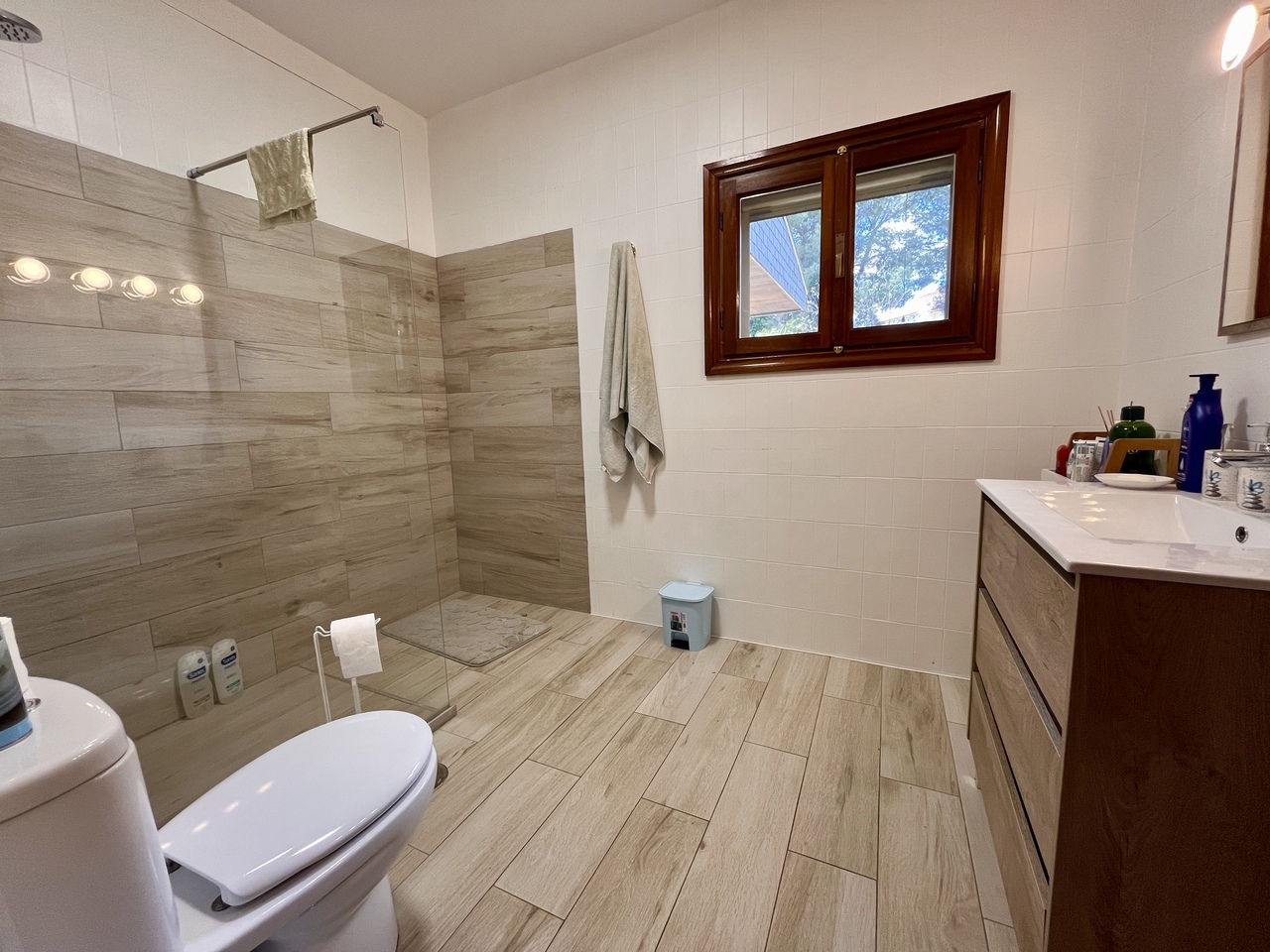 Bedroom in villa for sale in la Nucia