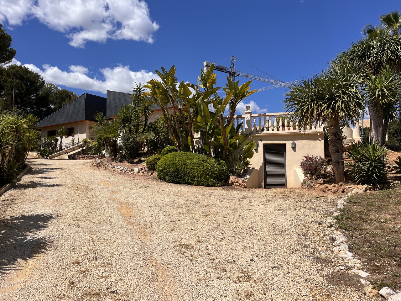 Garden in villa for sale in la Nucia
