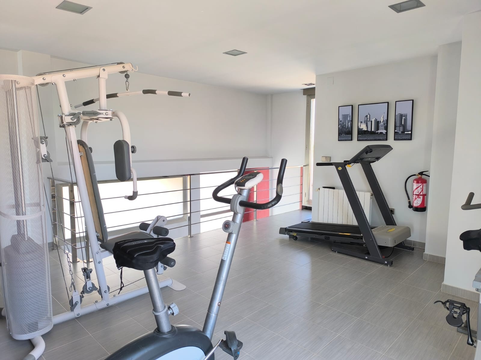Bedroom in villa for sale in Yecla