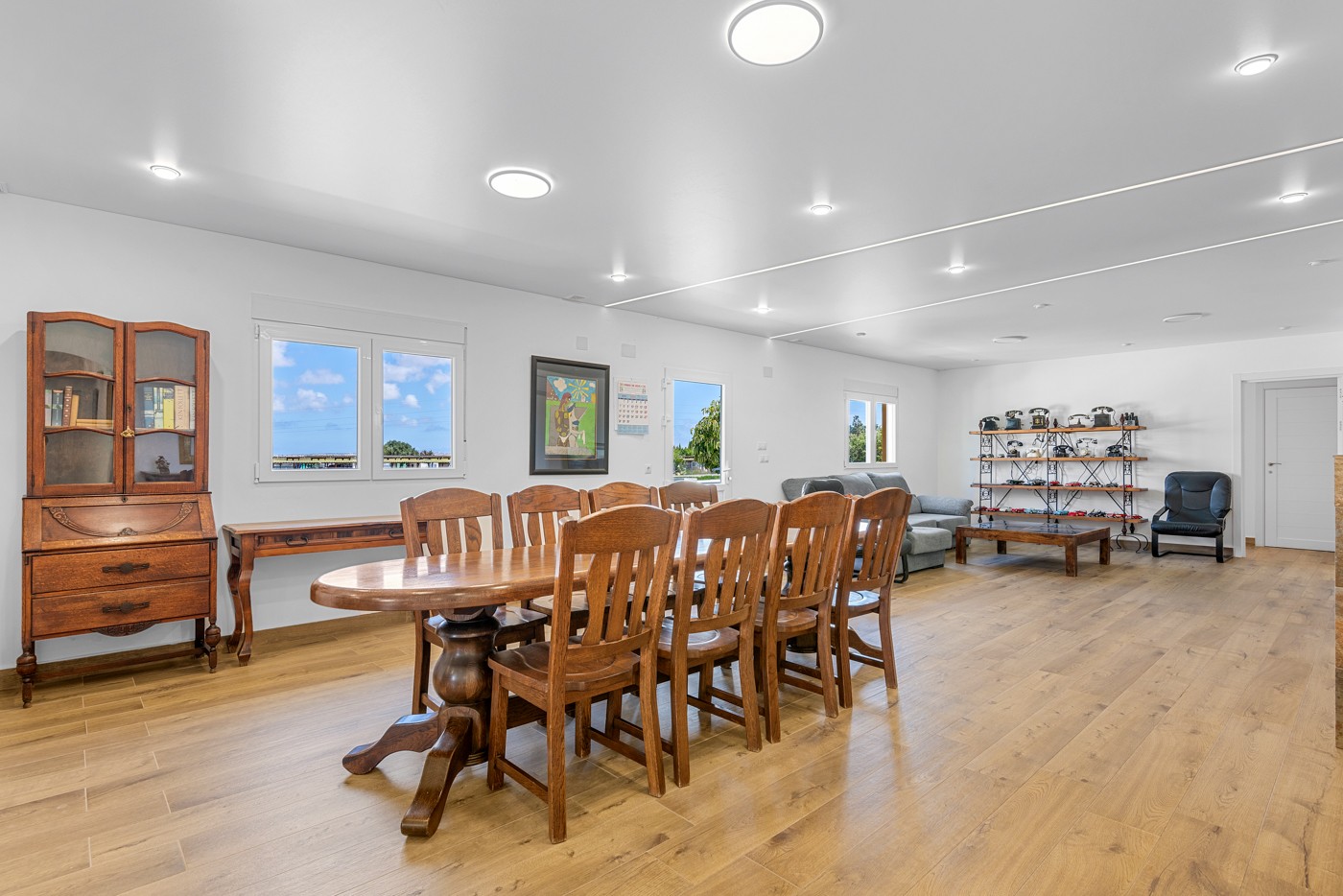 Living room in villa for sale in Los Montesinos