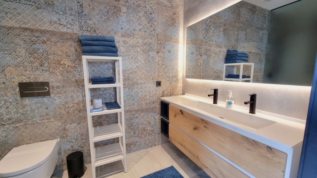 Terrace in villa for sale in Rojales