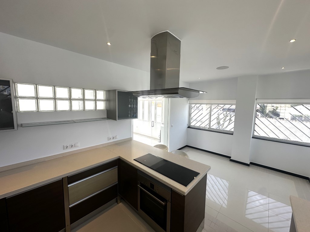 Dining area in villa for sale in Ciudad Quesada